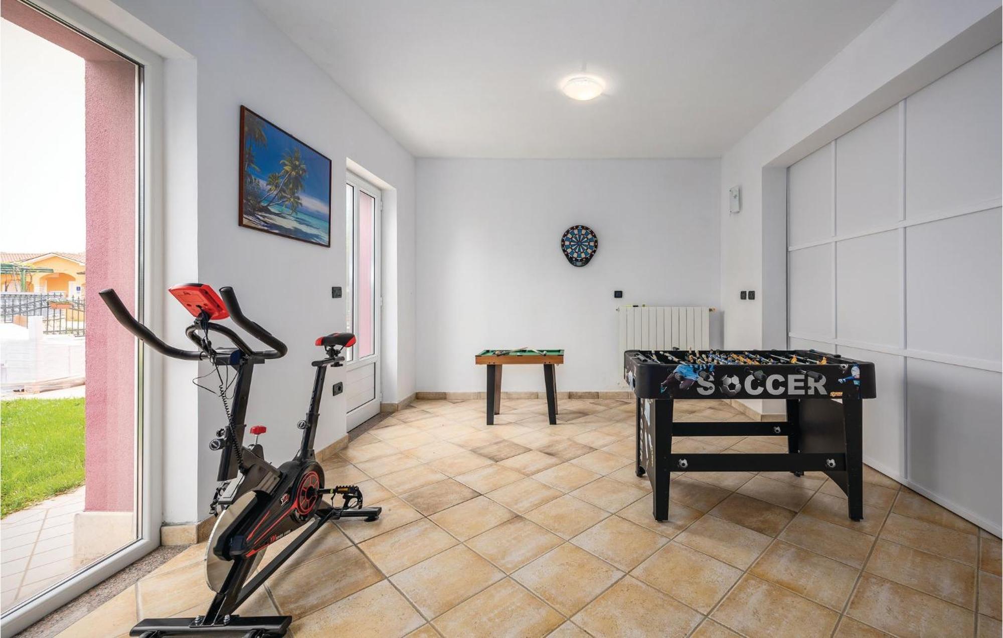 5 Bedroom Stunning Home In Labin Rasa Exterior photo