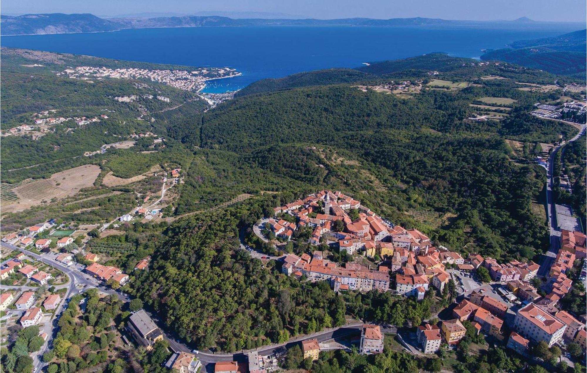 5 Bedroom Stunning Home In Labin Rasa Exterior photo